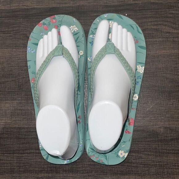 FAT FACE blue floral flip-flops, size 39 - Picture 1 of 6